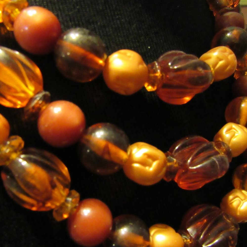🍂 Elegant Vintage Copper-Gold Abstract Beaded Necklace - Picture 6 of 14